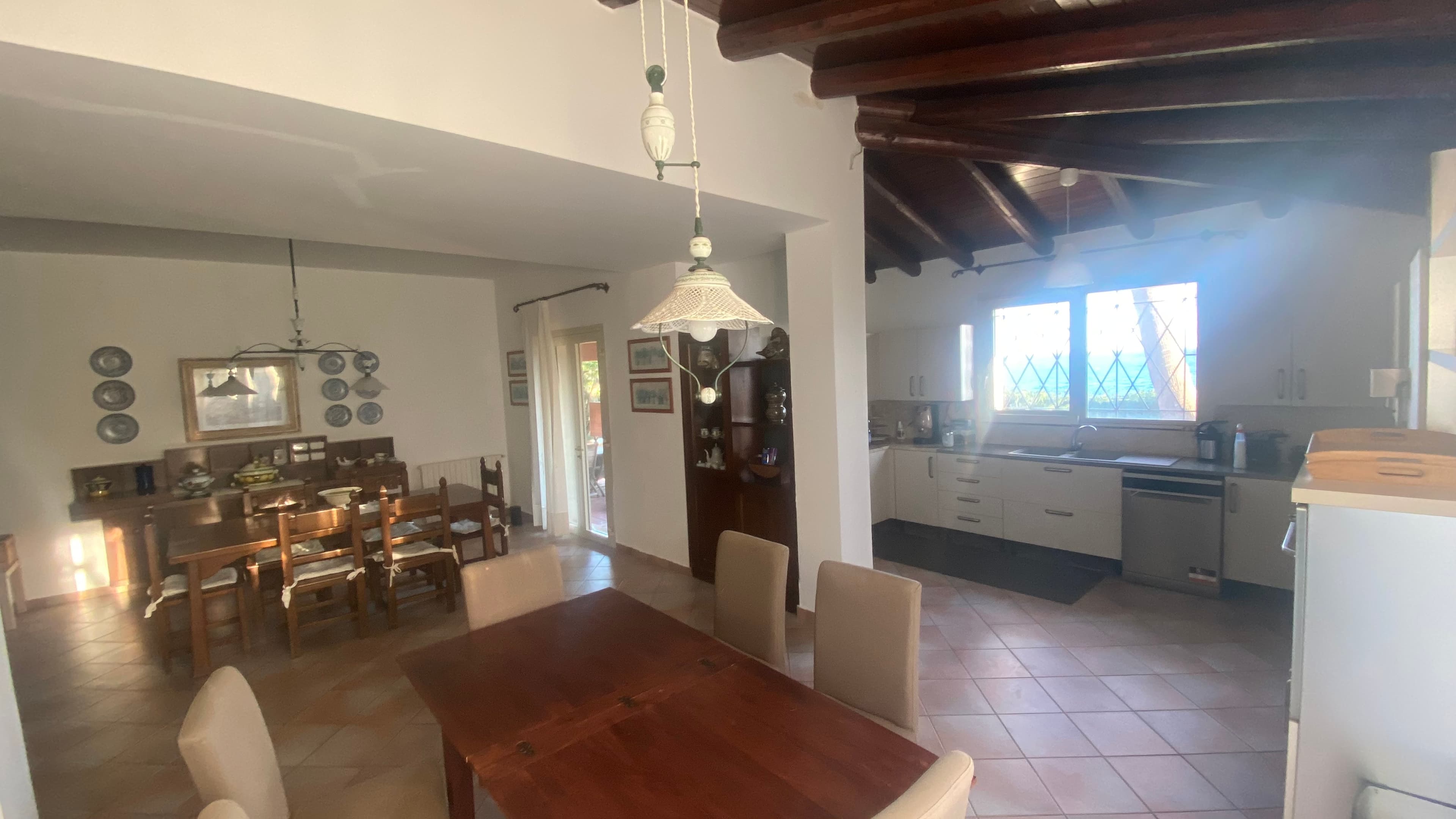 Villa Pleasures: La tua dimora d'elezione per scoprire la Sicilia orientale.