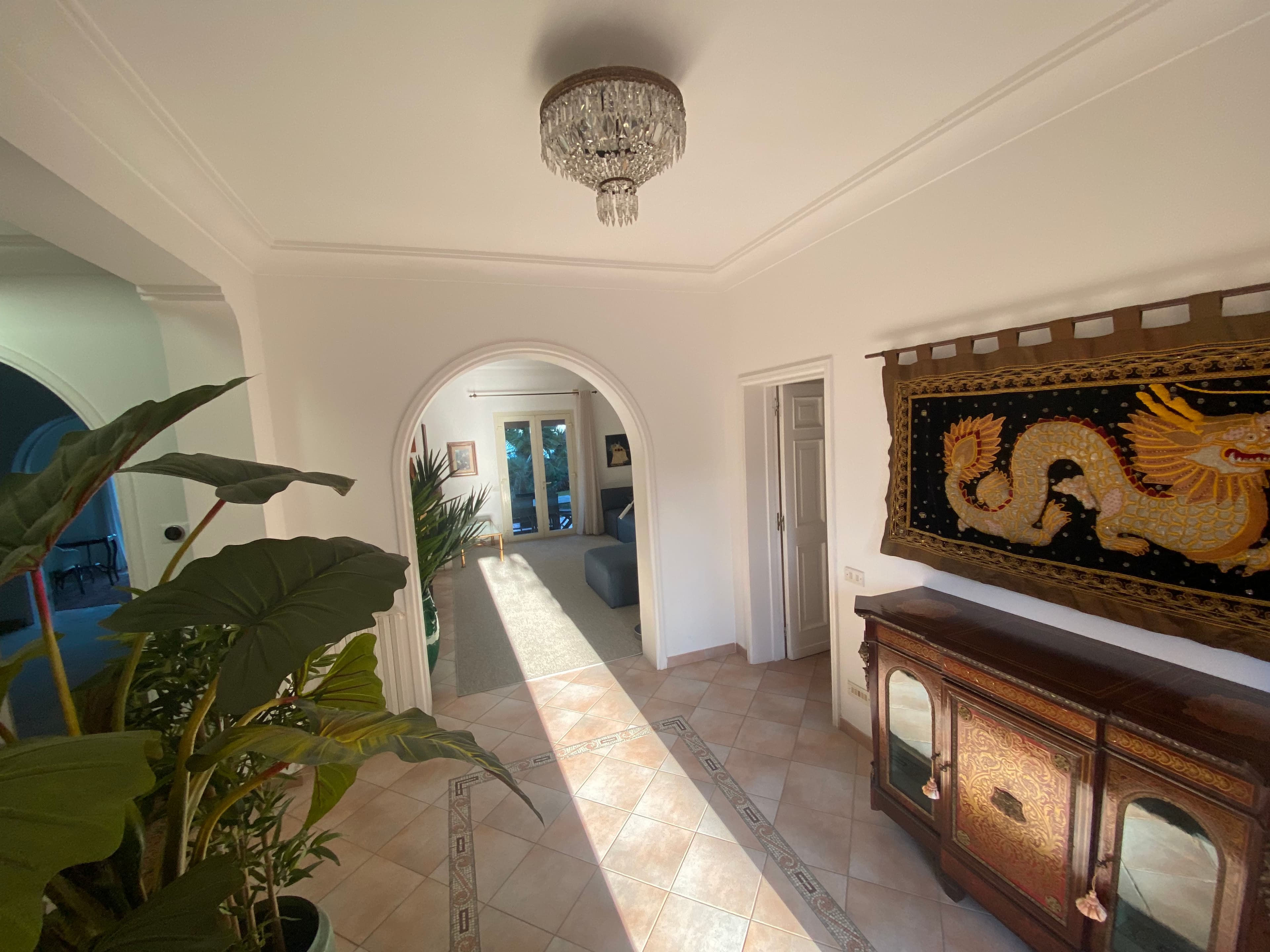 Villa Pleasures: La tua dimora d'elezione per scoprire la Sicilia orientale.